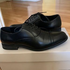 Reaction Kenneth Cole -Kylar Lacr Up